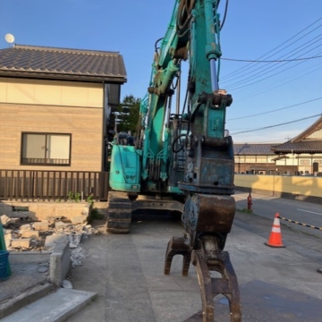 壊すには惜しい、愛着を感じる旧焼き鳥屋さんの建物