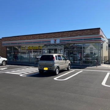 コンビニの移転オープン、その背景を考えてみた